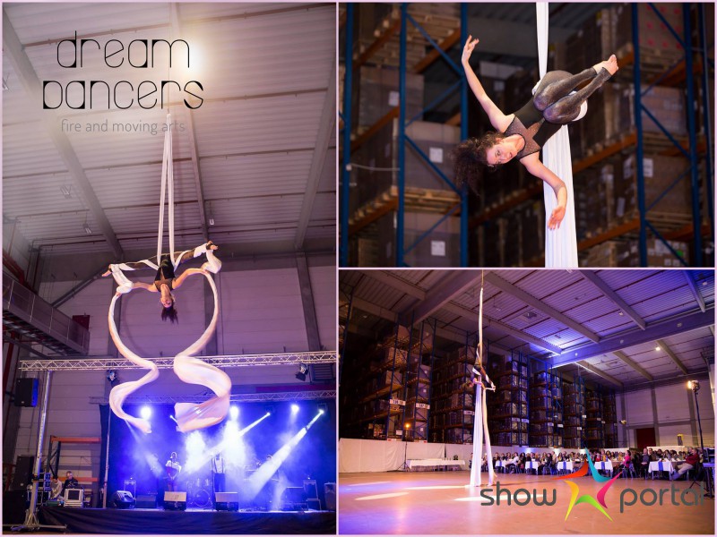 Aerial Dream / Dreamdancers