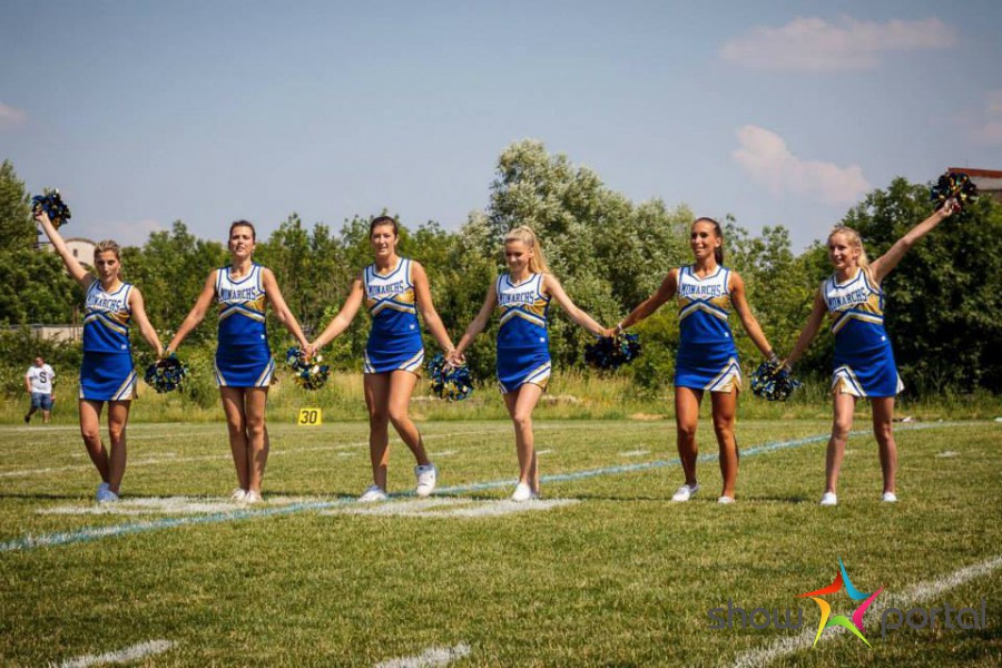 Bratislava Monarchs Cheerleaders