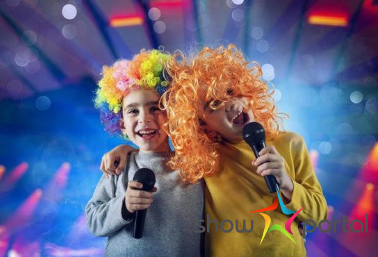 KARAOKE PARTY