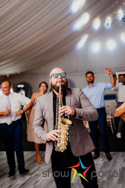 Hali Sax