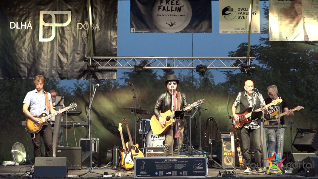 Free Fallin’ (Tom Petty And Heartbreakers Tribute)