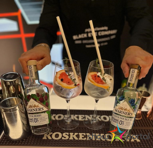 Zero Alcohol Cocktails Barcatering -  prvý mobilný NEALKO BAR / Black Eye Company