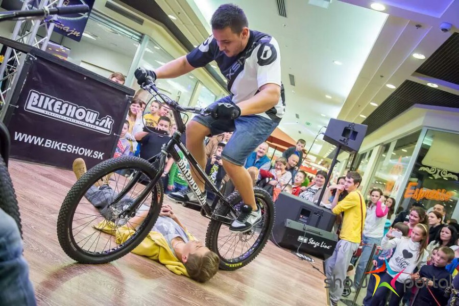 BIKESHOW - najväčšia profesionálna bikeshow v SR, MAJSTER SVETA A EURÓPY!