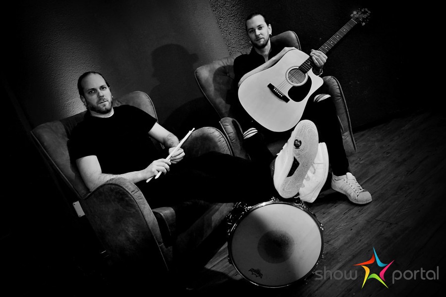 J&G brothers band