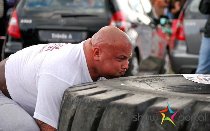 Silní muži - Strongman