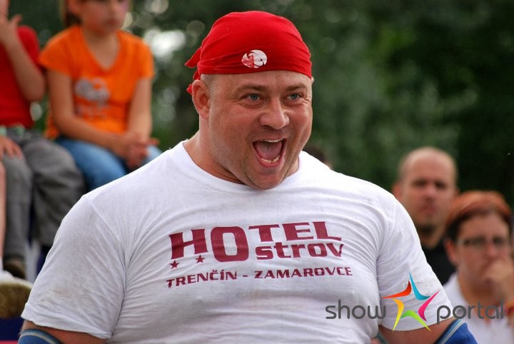 Silní muži - Strongman