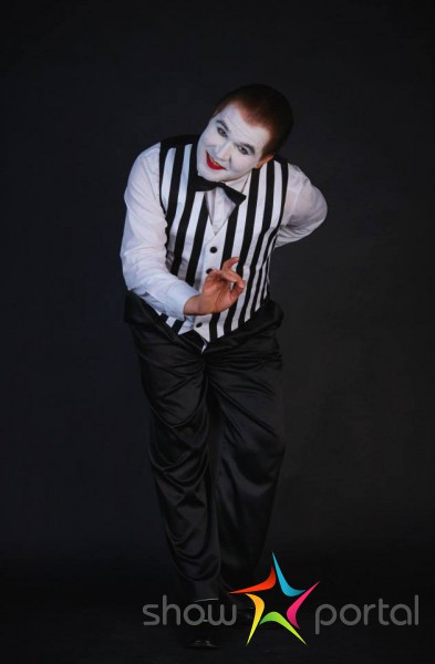 PANTOMÍMY Juraj Benčík - herec, mím a klaun Cirque du Soleil