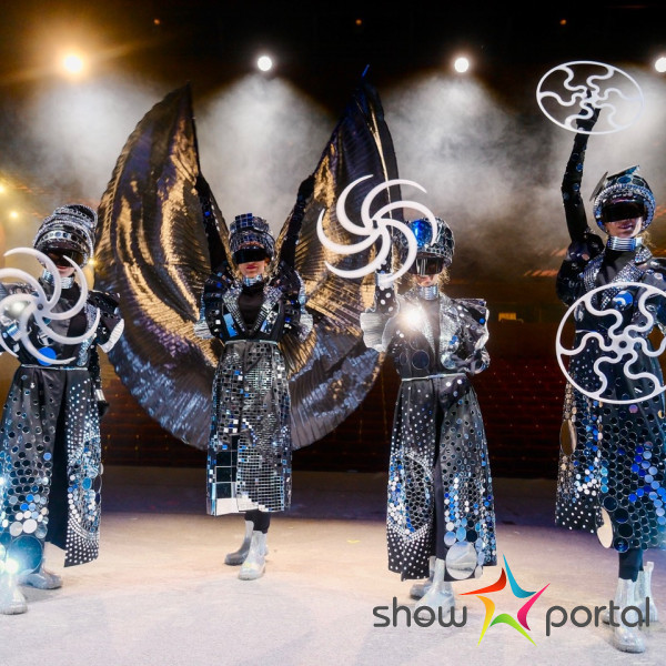 Tanečná show Mystic & Crystals