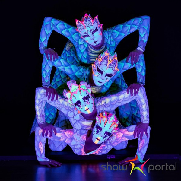 Human Light - UV Light Show by Vertigo