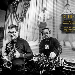 Saxofonista a DJ Marek Deagon - Swing Your Life