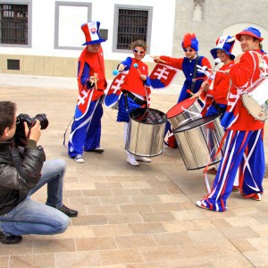 FLAGGED DRUMMERS