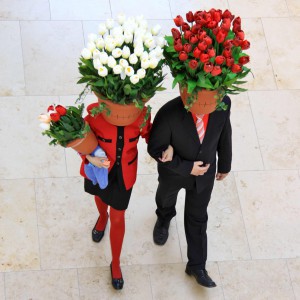 FLOWER POTS